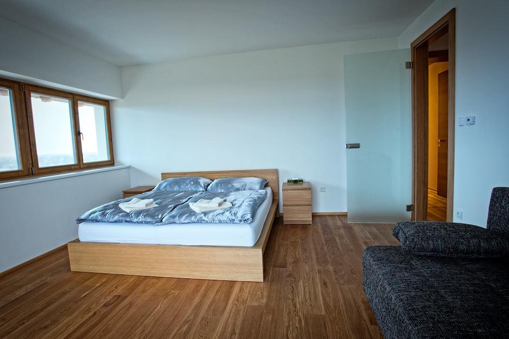 Vinarsky Penzion Strachotice Zimmer foto